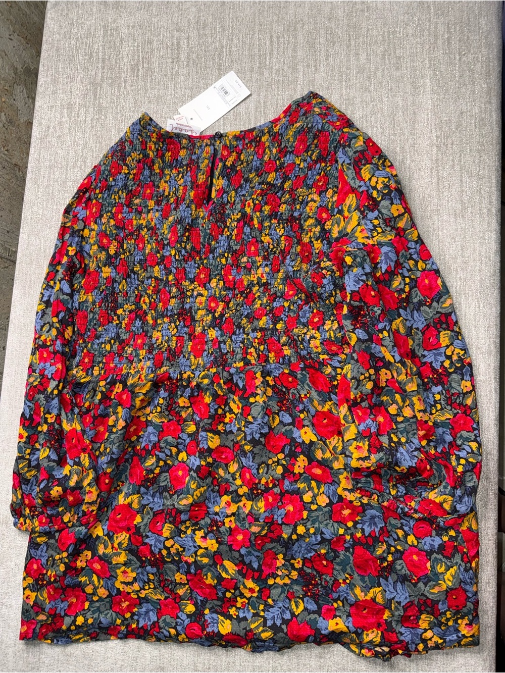 Ingrid + Isabel Maternity XXL Floral Smocked Long Sleeve NWT